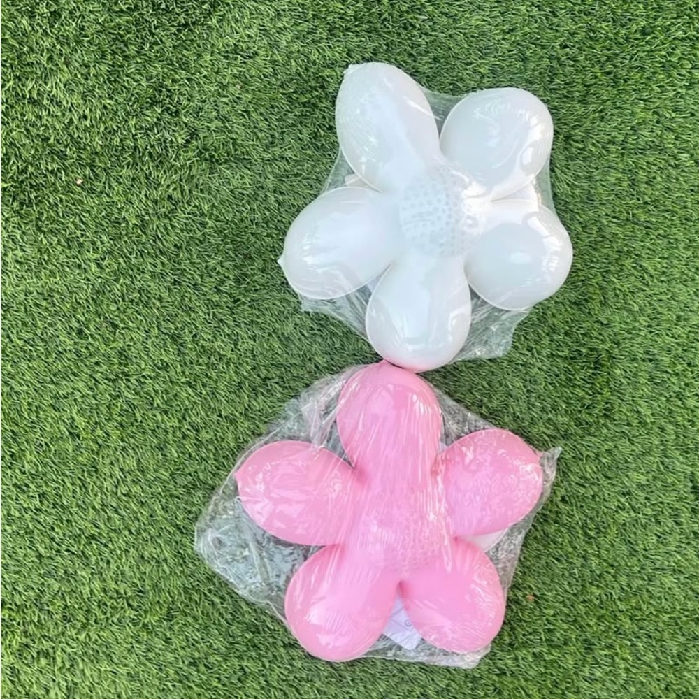 Set of Pink and White Flower vintage ikea Wall lamps new